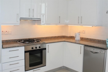 Hilarion Court - kitchen of 6a